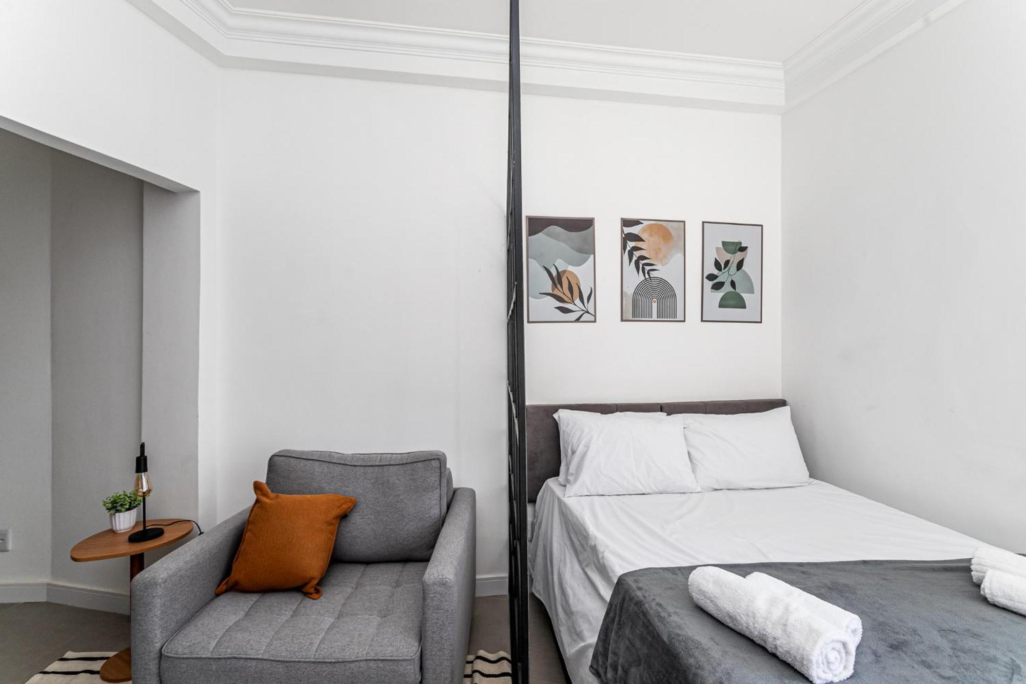 Reformado, Quadra Da E Metro! Apartamento *
