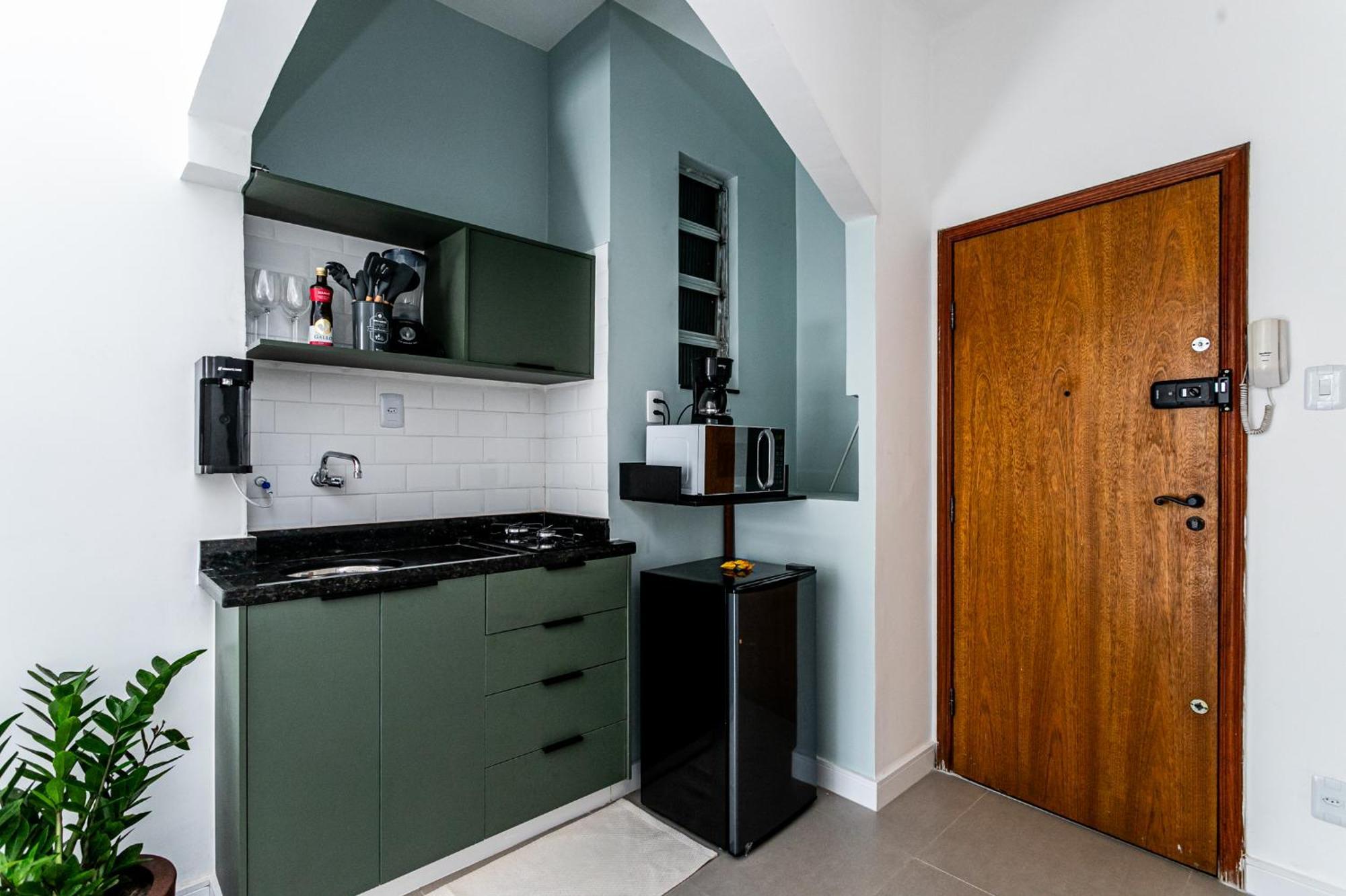 Reformado, Quadra Da E Metro! Apartamento